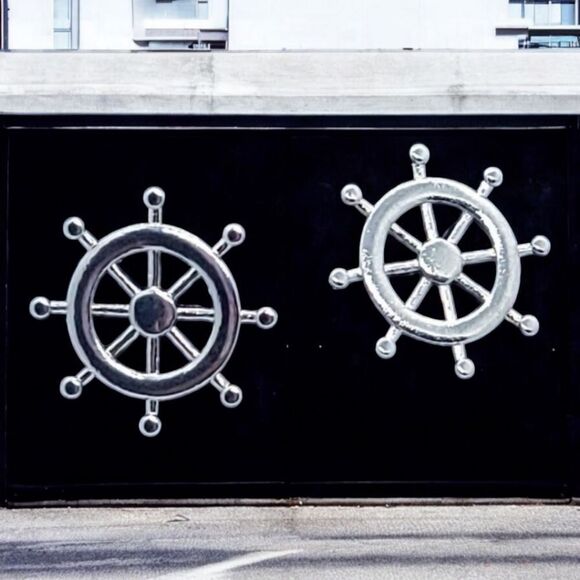 Men's Ship Helm Wheel Stainless Cufflinks Tuxedo Formal Cuff Links Nautical - Picture 2 of 5